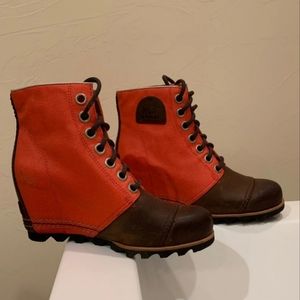 Sorel wedge boots
